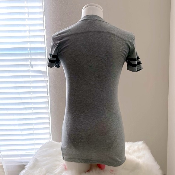 Victoria’s Secret PINK T-Shirt “PINK 86”Like New Excellent Condition - Picture 6 of 7